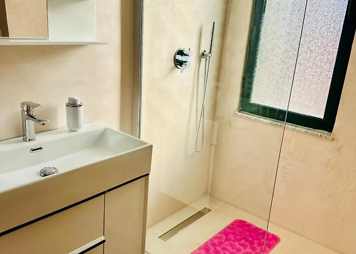 Sunny Appartement Tirana